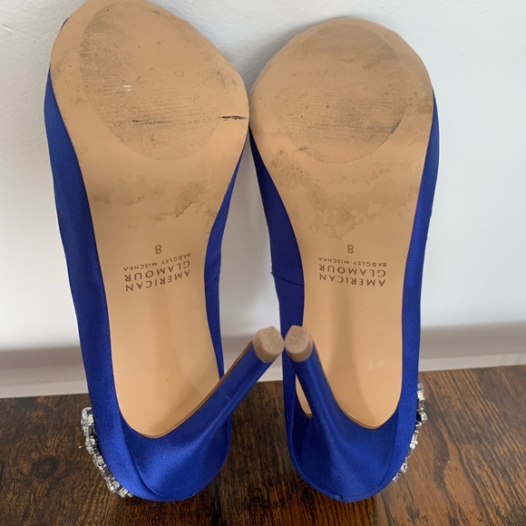❌SOLD❌ Badgley Mischka jewelled pump - Picture 2 of 2